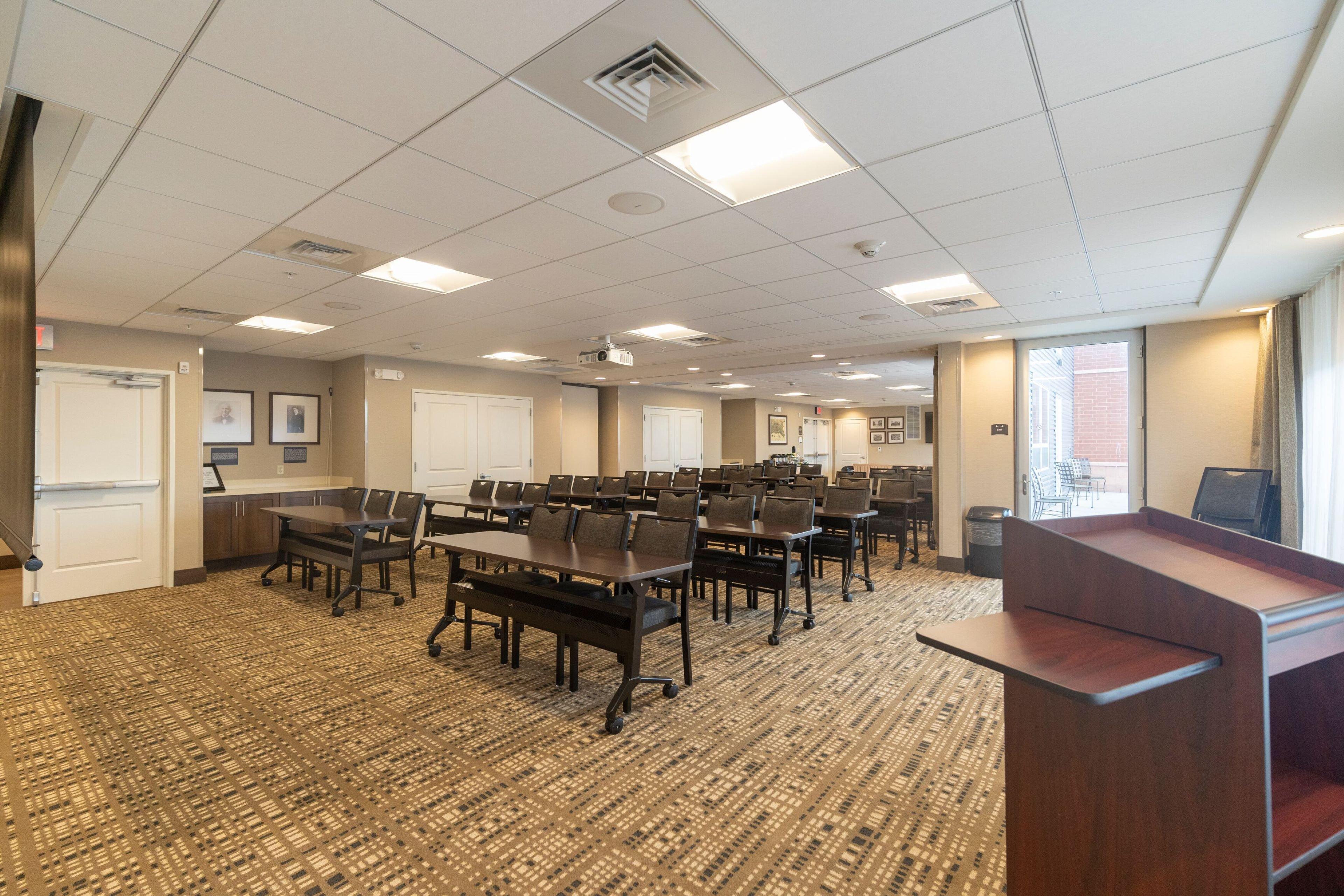 Staybridge Suites Marquette By Ihg Exterior foto